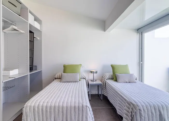 Luxury Πλάγια ντελ Ινγκλές