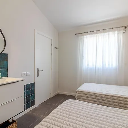 Luxury بلايا ديل إنغلز